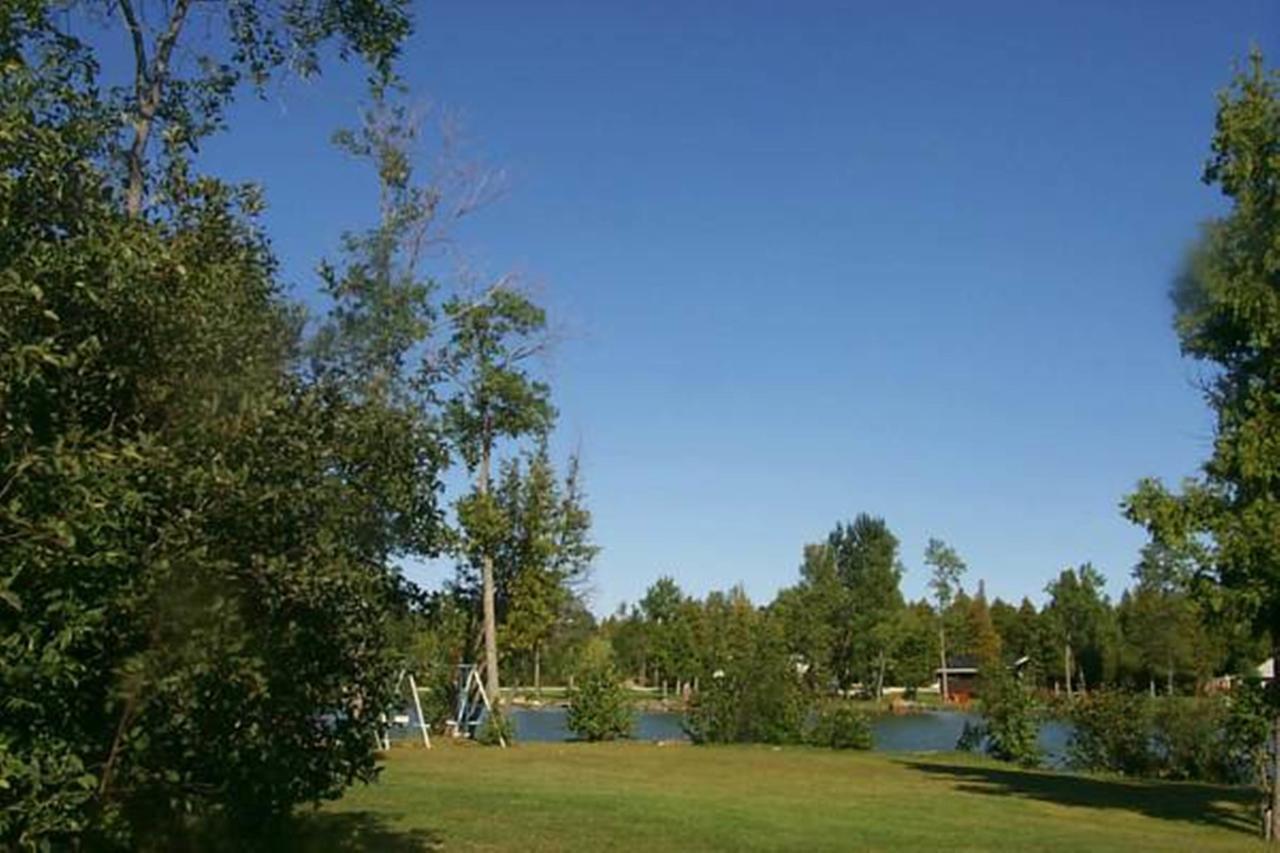 Wee Point Resort Manitowaning Eksteriør bilde